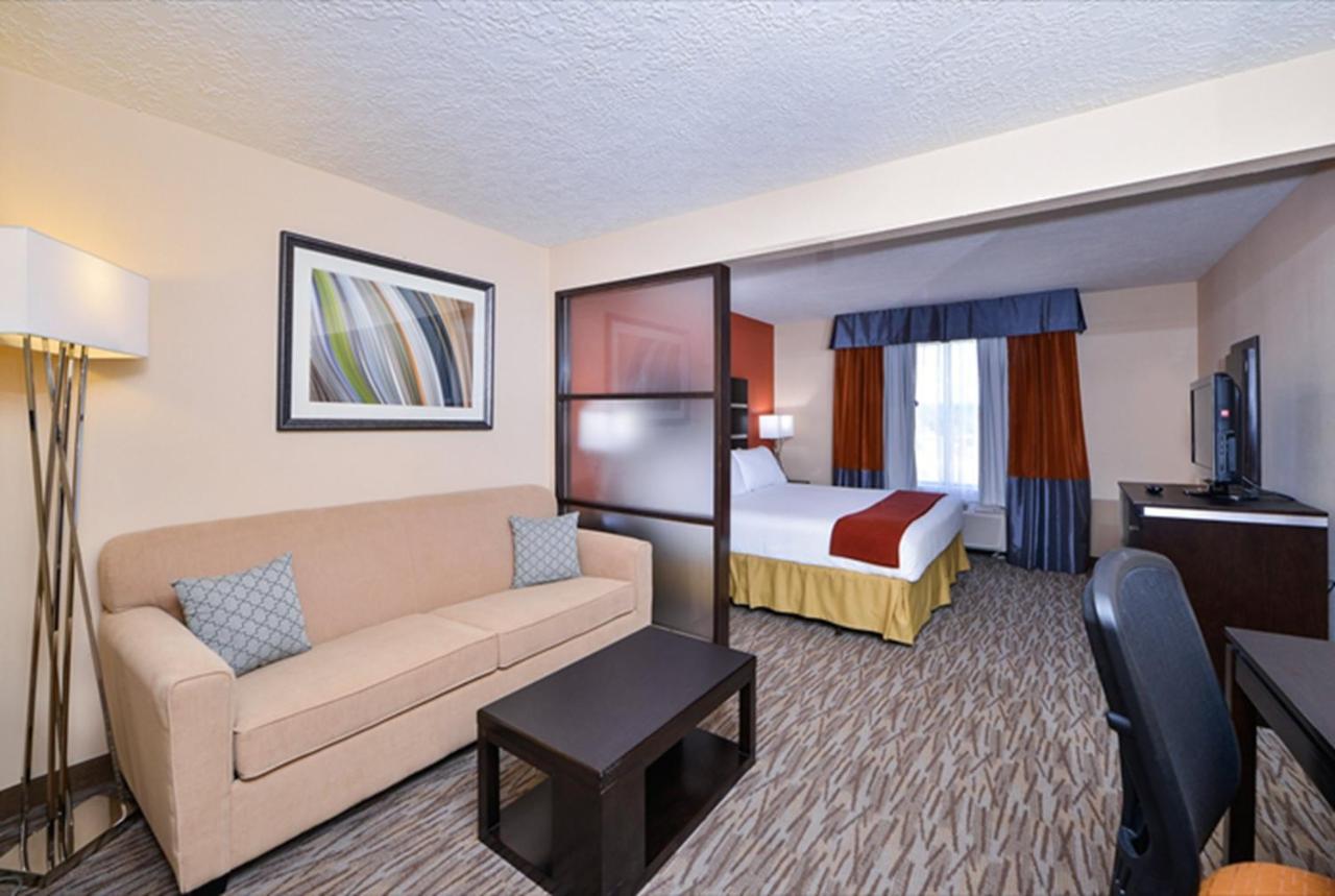 Holiday Inn Express Hotel And Suites Houston Kingwood Exterior foto