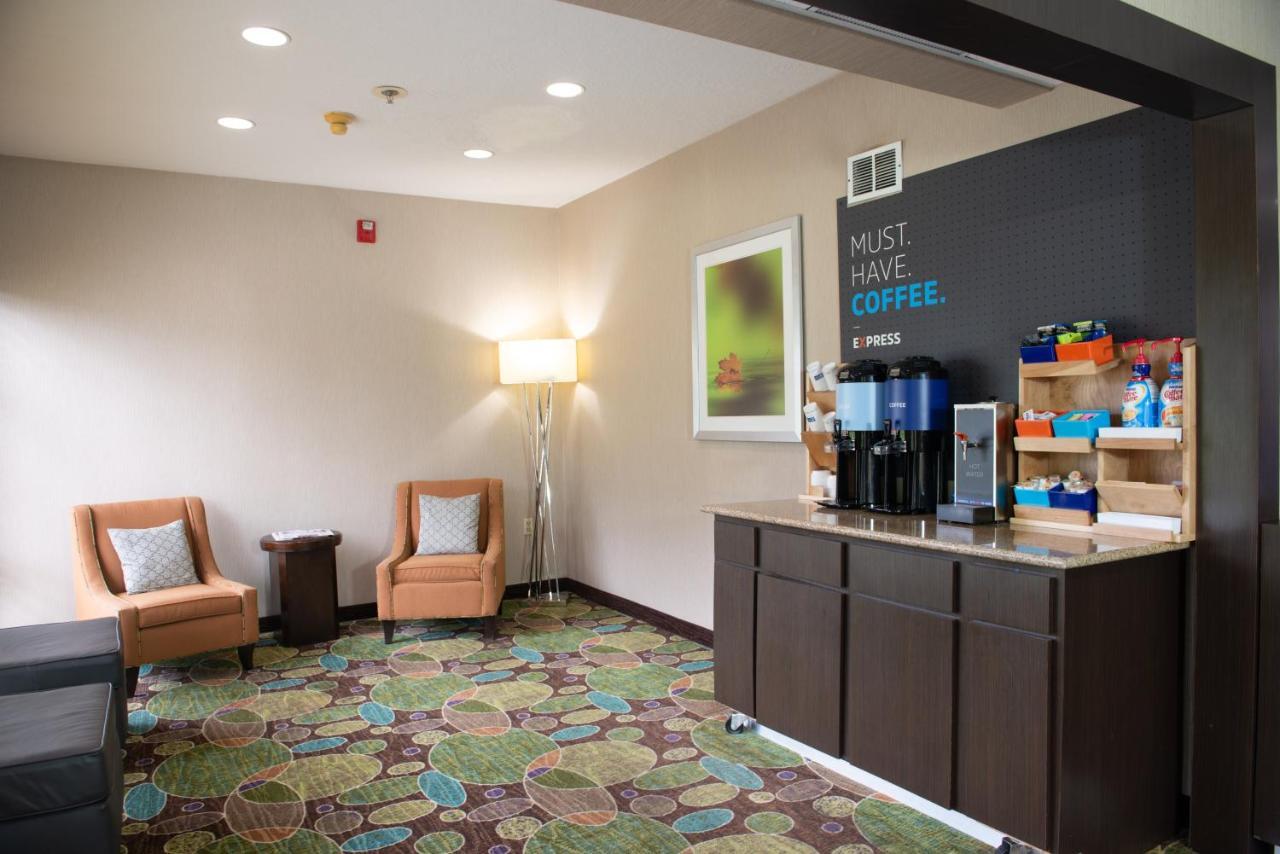 Holiday Inn Express Hotel And Suites Houston Kingwood Exterior foto